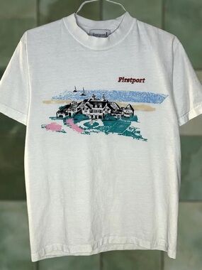Firstport White Short-Sleeve Graphic Tee